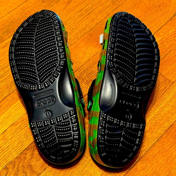 Minecraft Crocs - Picture 2 of 2